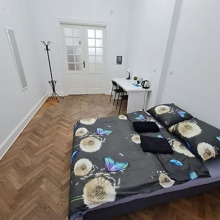 Fantastic - Ns51 Room A Warschau Exterior foto