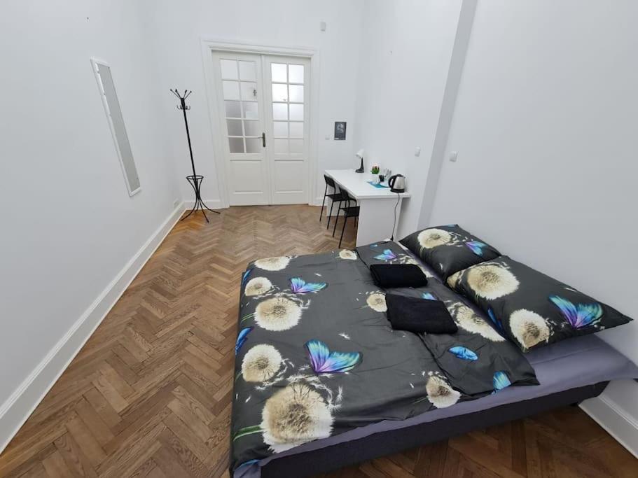Fantastic - Ns51 Room A Warschau Exterior foto